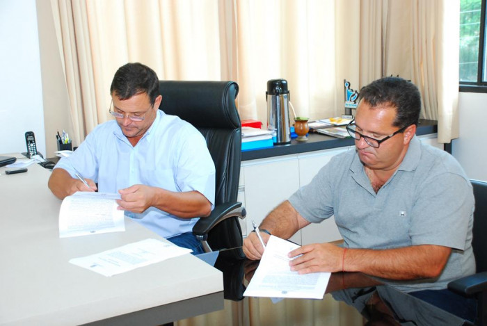 Assinado contrato para nova pavimentação asfáltica