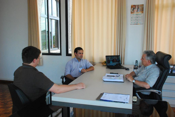 INTERNET NO INTERIOR