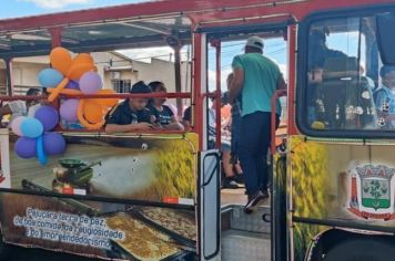 Natal Encantado 2024 terá hoje estação do Dindim e Casinha do Papai Noel