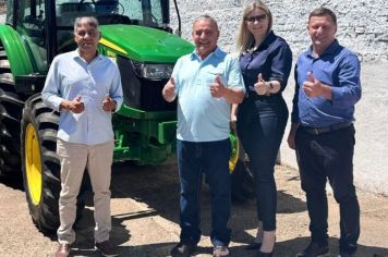 Município é contemplado com um trator agrícola através de recurso de bancada
