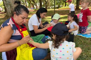 Biblioteca prepara atividade especial com crianças na Praça