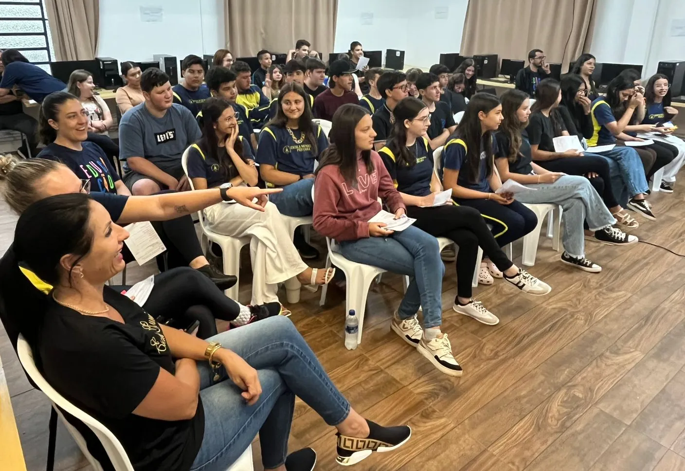 Alunos do 9º ano apresentam Trabalhos de Conclusão de Curso na Escola Municipal