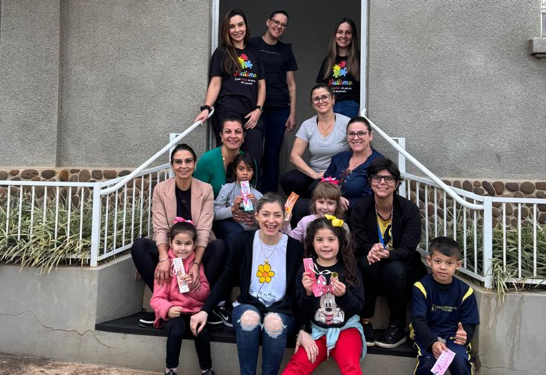 Grupo de Estimulação realiza oficina na Biblioteca Pública Machado de Assis