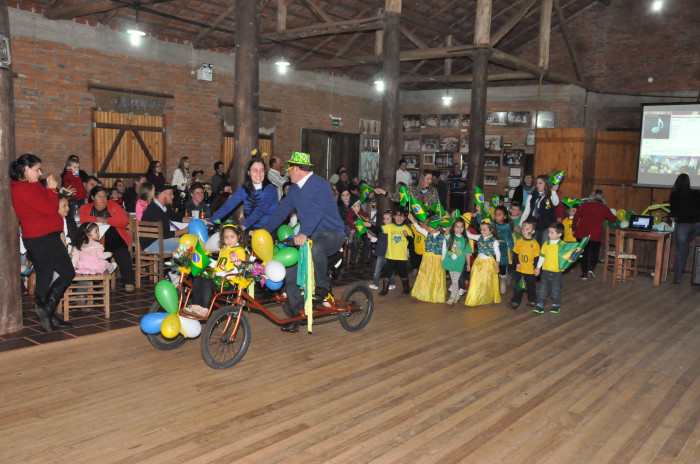 I JANTAR DAS FAMÍLIAS EMEI MARIA SCHUSTER