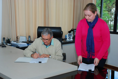 Prefeito Eduardo sanciona e promulga o Plano Municipal de Educação de Pejuçara 