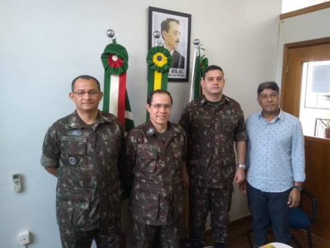 Chefe do Posto de Recrutamento visita Junta Militar de Pejuçara