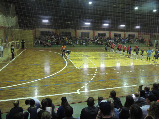 Definido confronto final no campeonato interbairros de Futsal