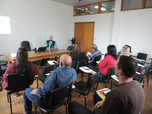 IBGE faz reunião em Pejuçara para divulgar censo demográfico 2020