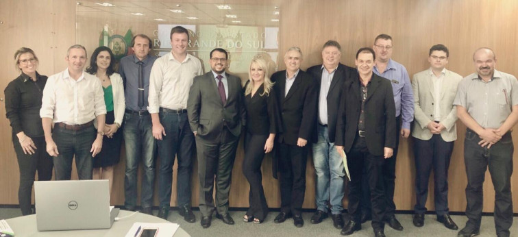 Buzzatti apresenta demandas da Agconp em audiência na Capital