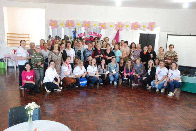 Encontro de mulheres abre atividades do outubro rosa em Pejuçara