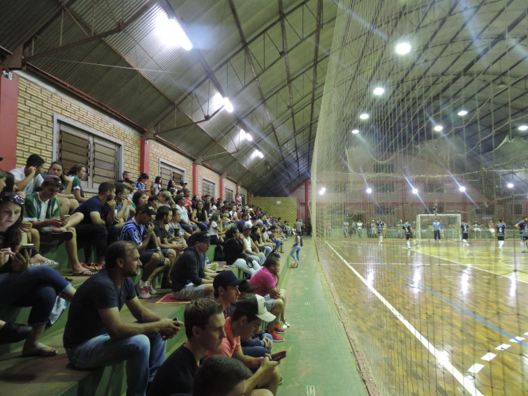 Finais do Futsal movimentam público desportivo em Pejuçara
