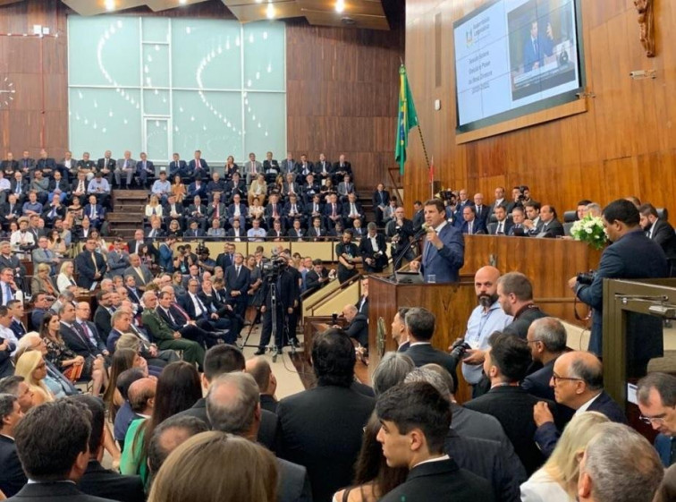 Prefeito acompanha posse do novo presidente da Assembléia Legislativa gaúcha